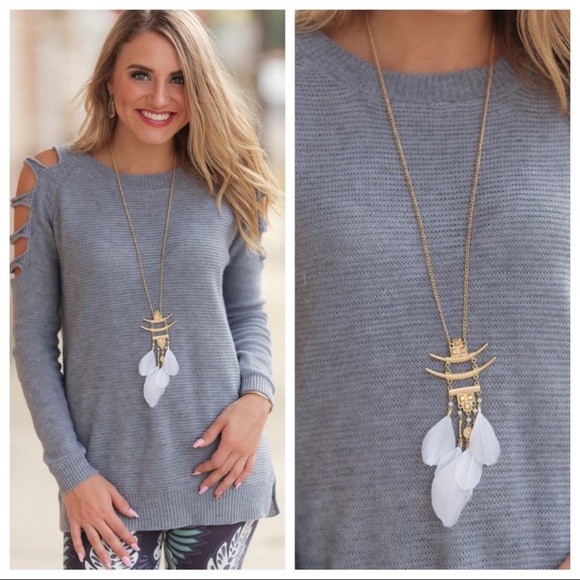 White Feather Pendant Necklace - Picture 2 of 2